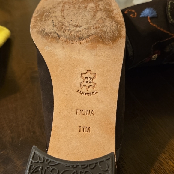 Brighton Brown Embroidered Clogs for Comfort - Picture 4 of 5